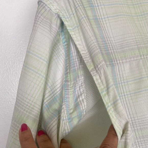 Habit Men’s Fishing Shirt Size Large Vented Short Sleeve Plaid Gray and Green - Picture 6 of 11